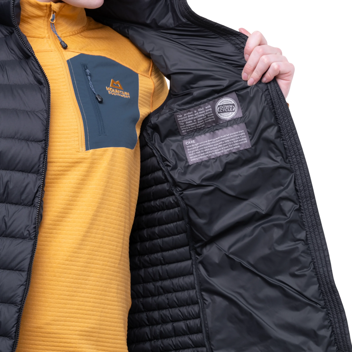 ME-01004 Black,Me-01286 Cosmos,ME-01635 Majolica Blue,Me-02258 Four Leaf Clover