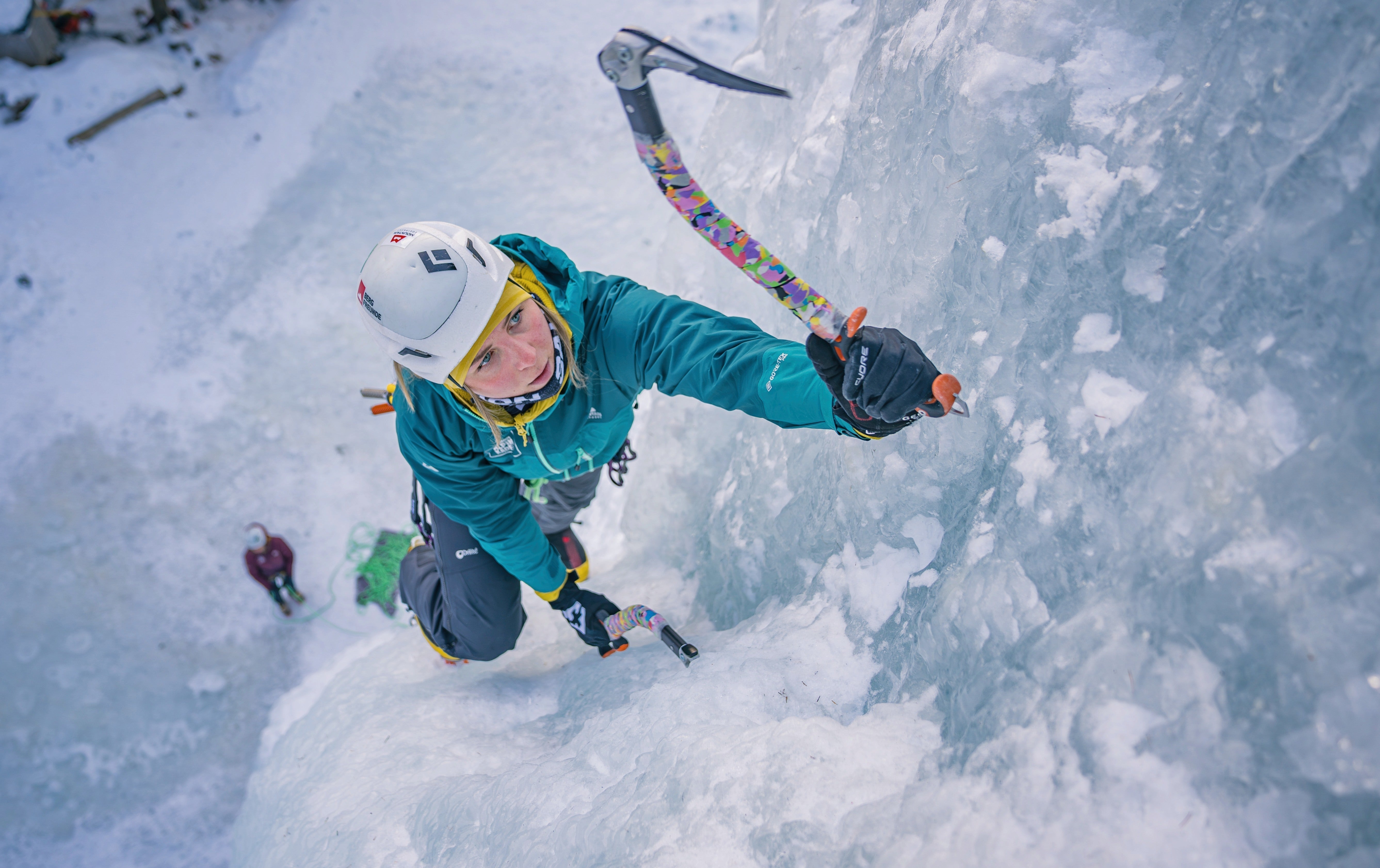 Deine PFAS-freie Hardshell braucht deine Pflege