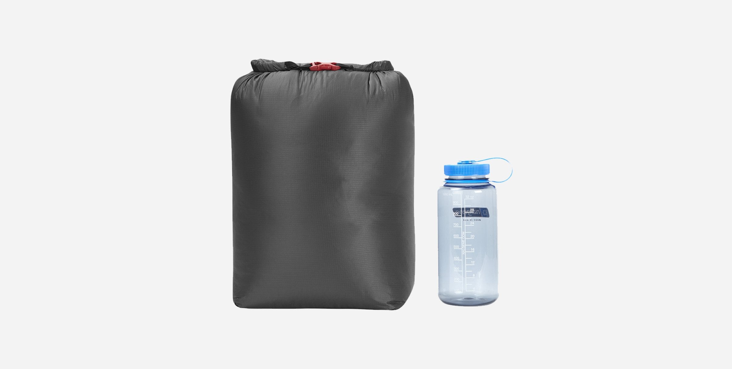 alternate::Inklusive wasserdichtem Packsack mit Rollverschluss und Aufbewahrungstasche